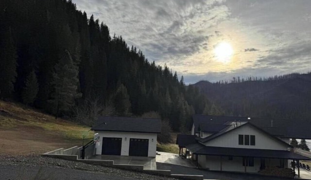 Selway Chalet