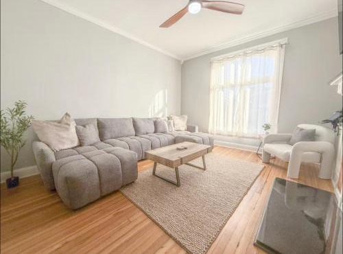 Spacious Home Downtown - Children's Hospital, Pets