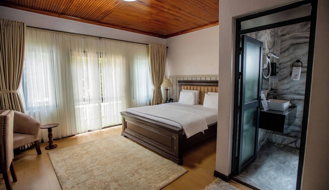 Spacious Junior Suite near UN Nairobi, Cozy Stead Haven House