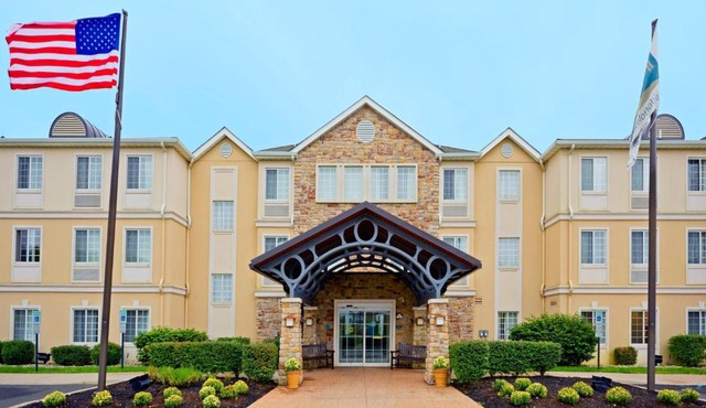 Staybridge Suites Cranbury - South Brunswick by IHG