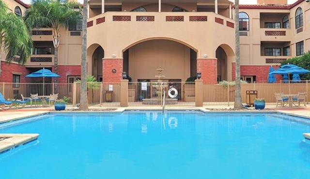 Tucson | Relaxed Studio Retreat | Pool + Hot Tub