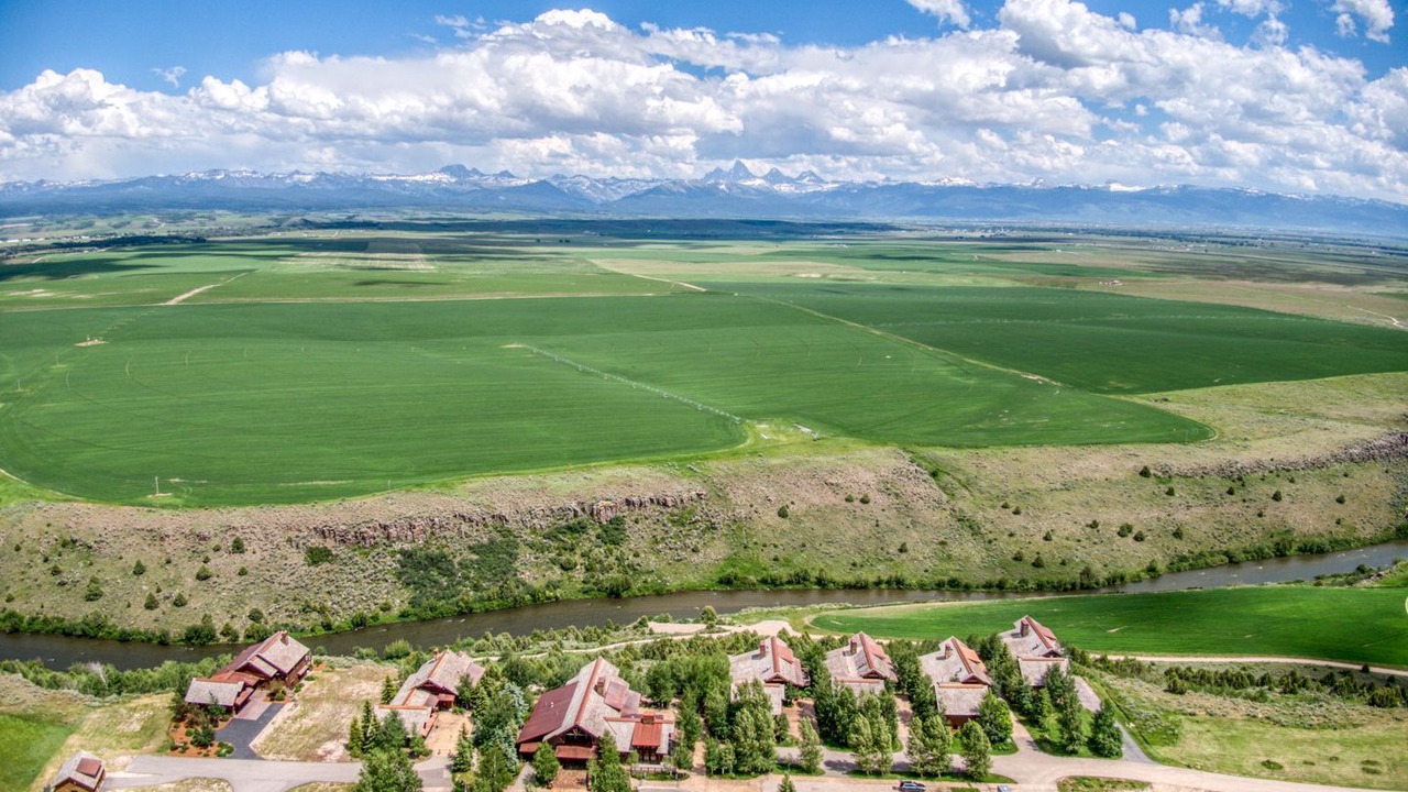 Photo of Others in Tetonia