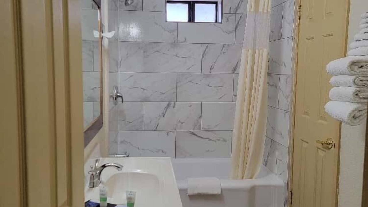 Photo of Bathroom in Williams