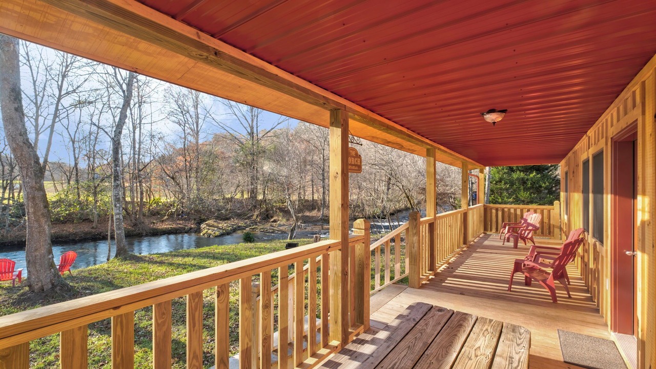 Photo of Patio Balcony in Cosby