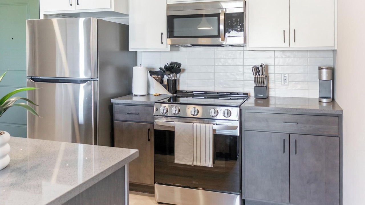 Photo of Kitchen in People's Freeway