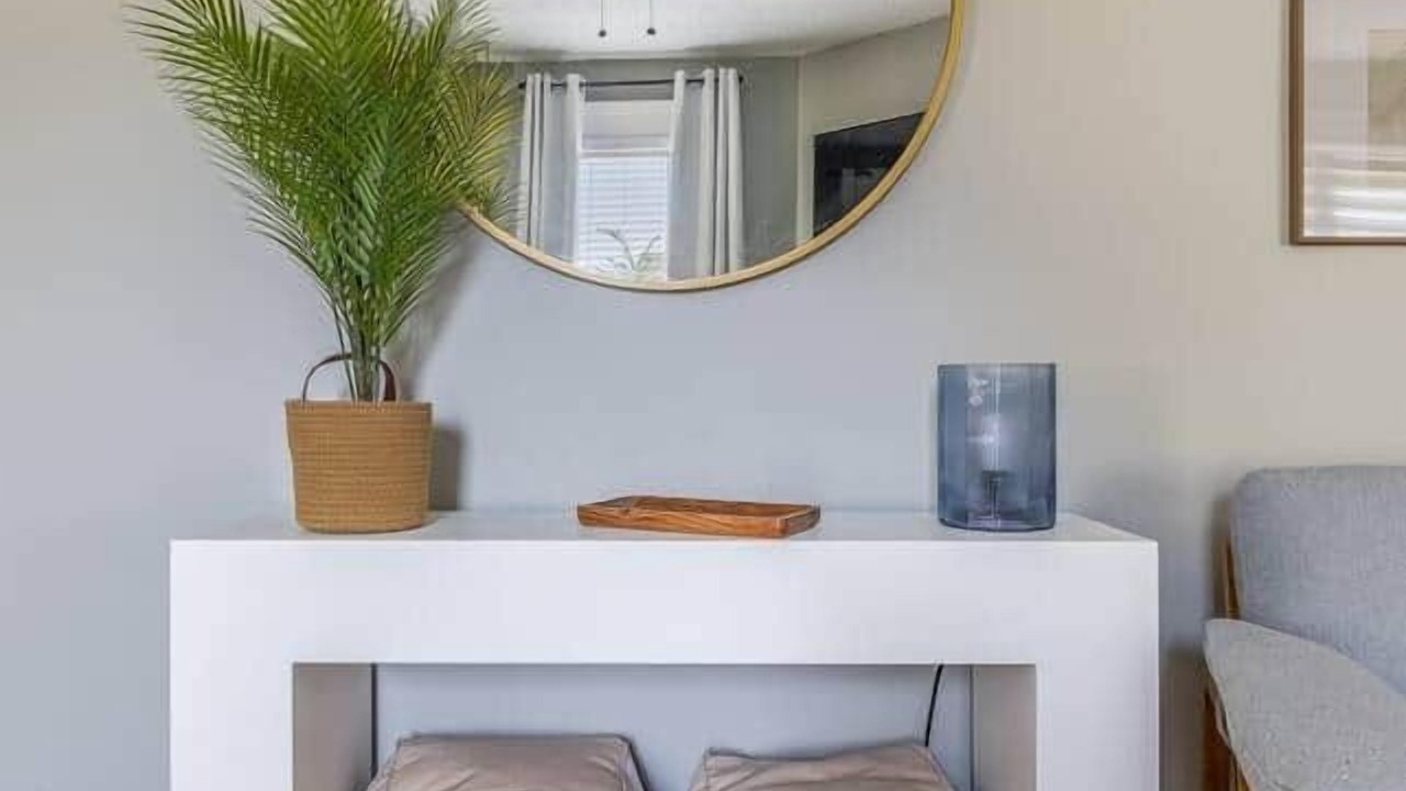 Photo of Livingroom in Highland Square