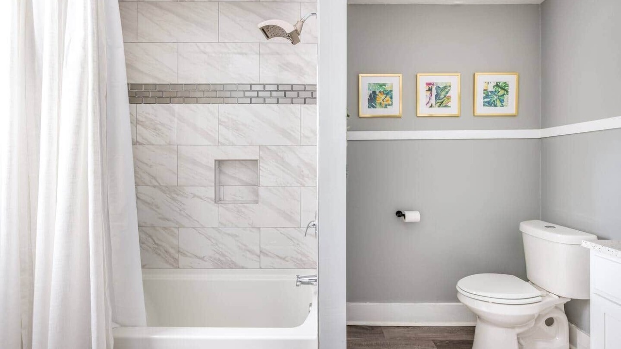 Photo of Bathroom in Highland Square