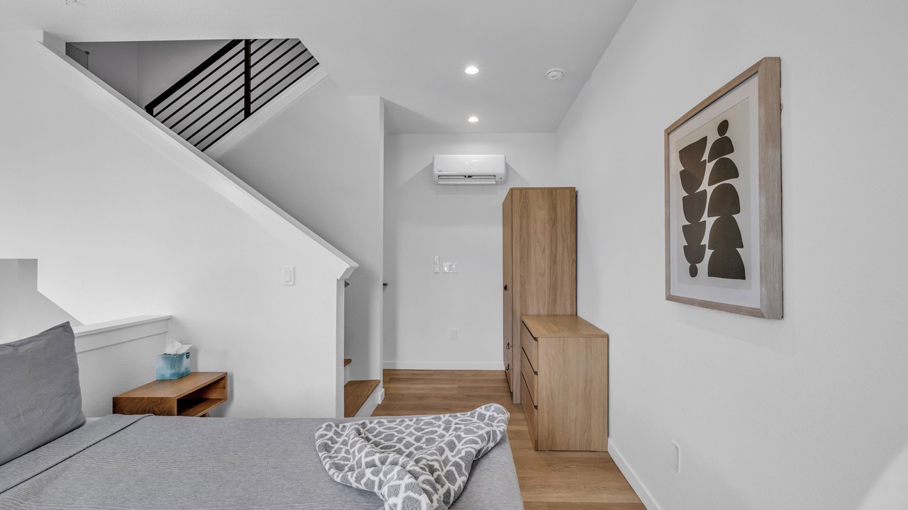 Photo of Bedroom in Cole