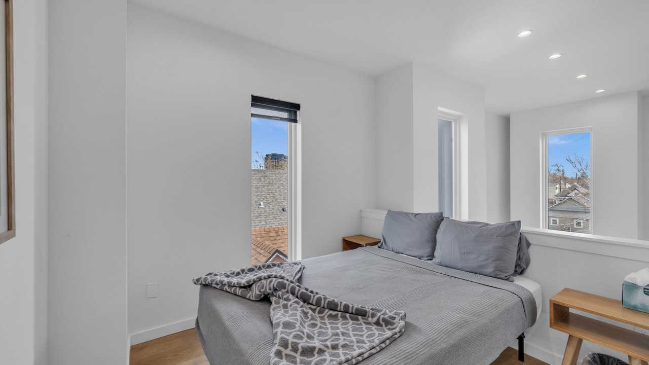 Photo of Bedroom in Cole