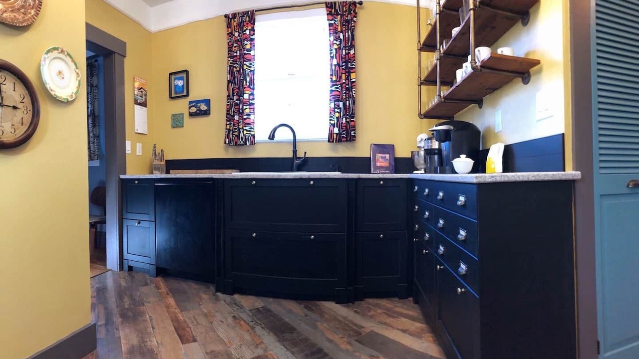 Photo of Kitchen in West University